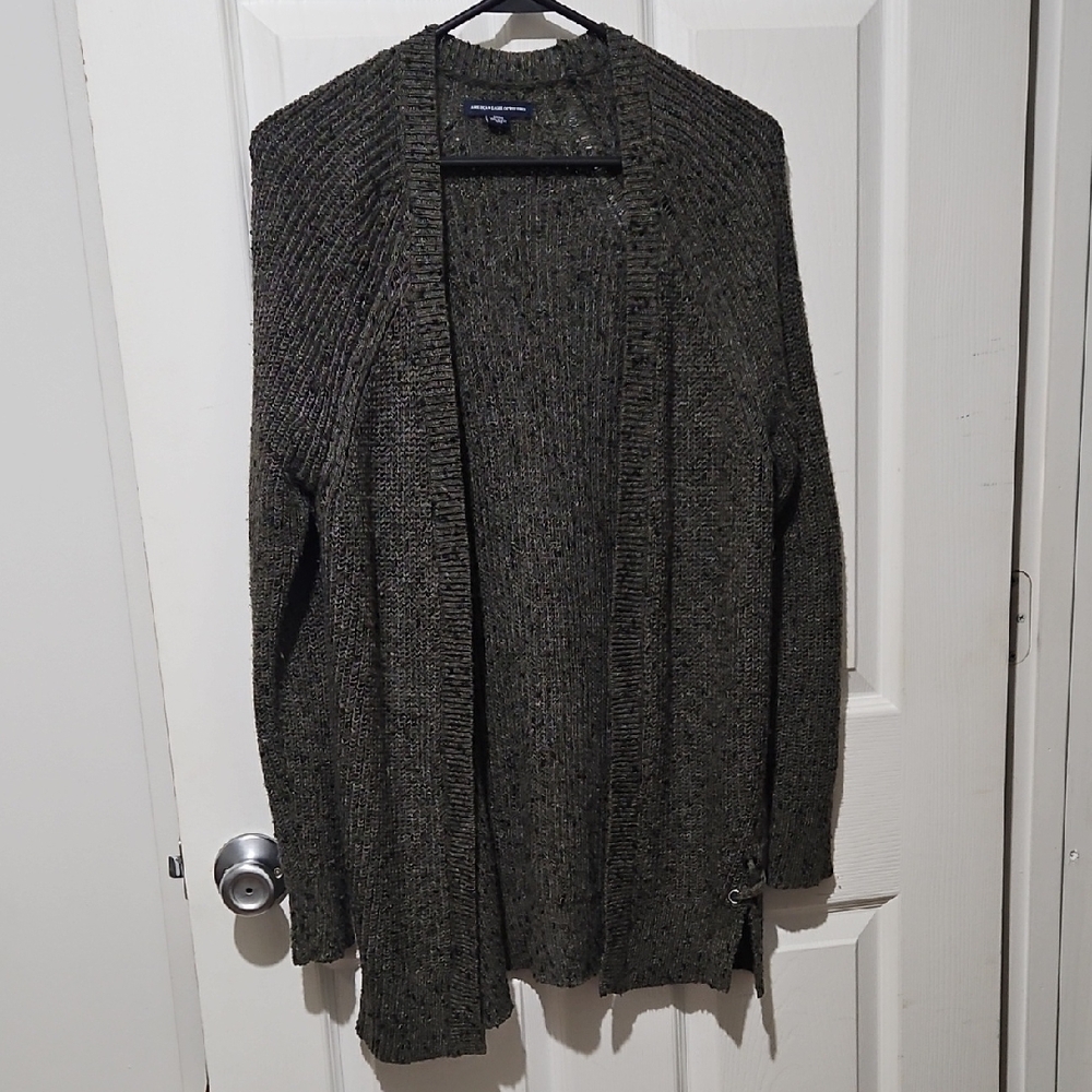 Bundle Sale | 4 For $20|American Eagle Outfitters‎ Olive Knit Sweater Size Small